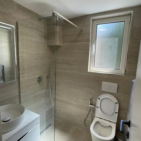 By Foot - Charm Appartement Tirana